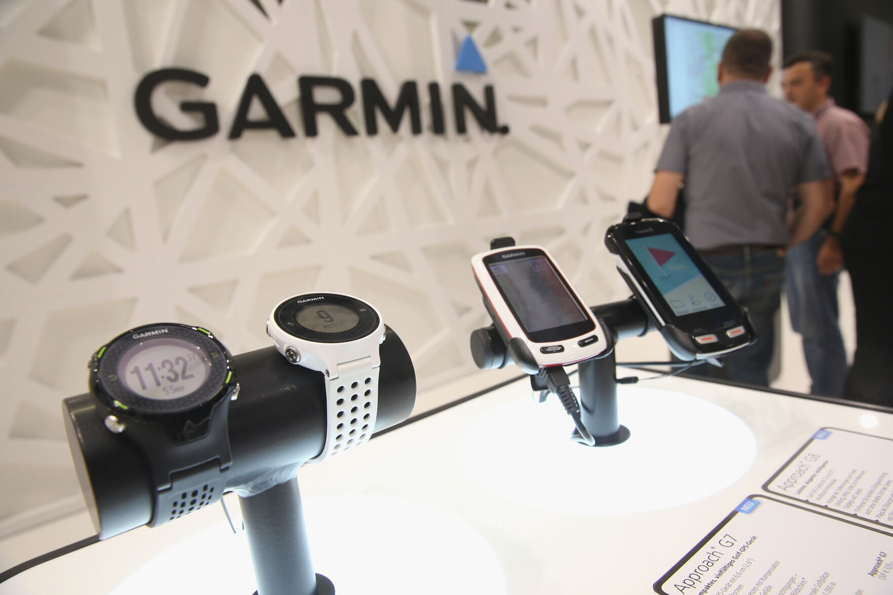 1989: Garmin